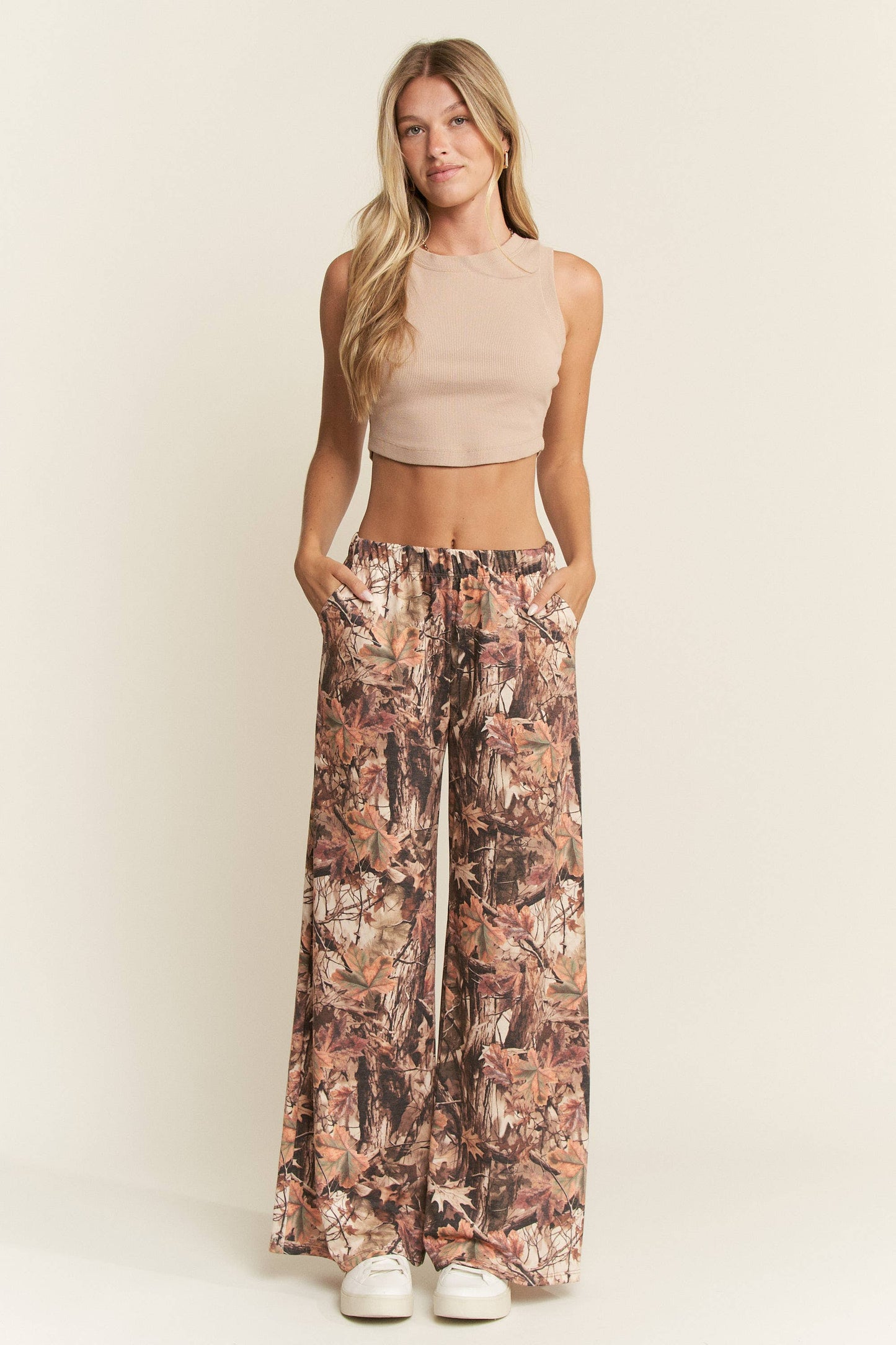 FOREST CAMO WIDE LEG PANTS