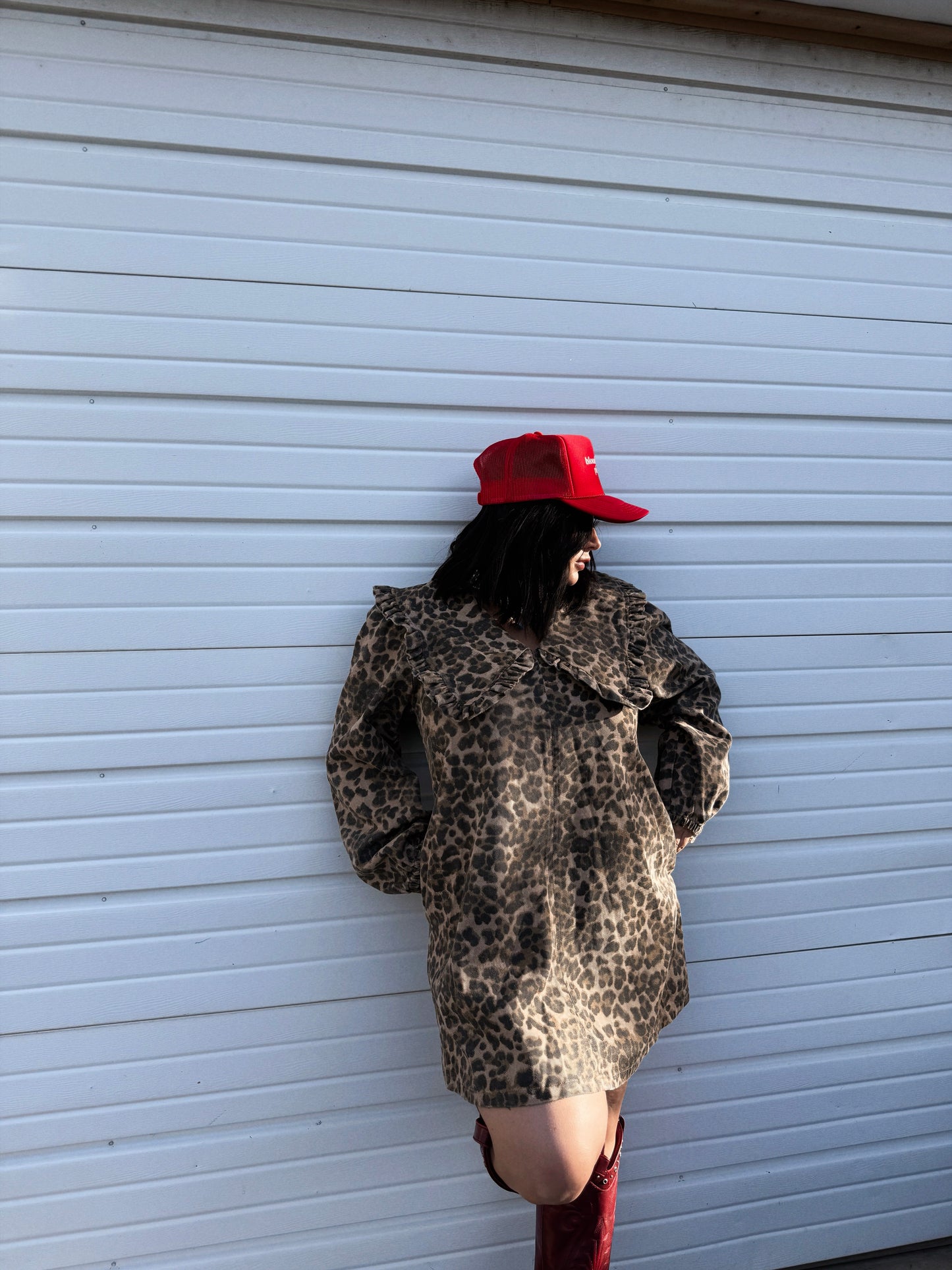 SHE’S A DREAMER COLLAR PUFF SLEEVE DRESS