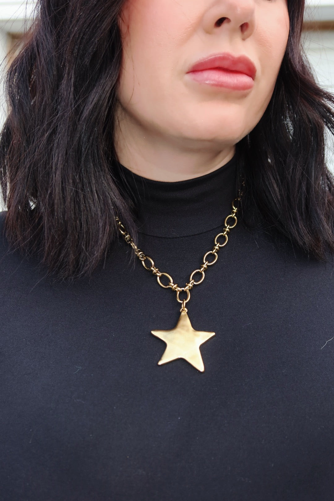 SHE IS A STAR NECKLACE